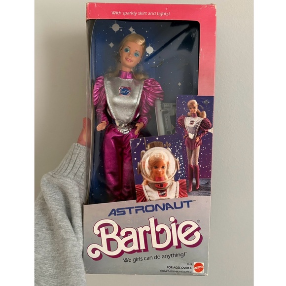 LOT OF 3 Barbie 1985 Astronaut Doll and 2 Separate Outfits - Picture 2 of 15